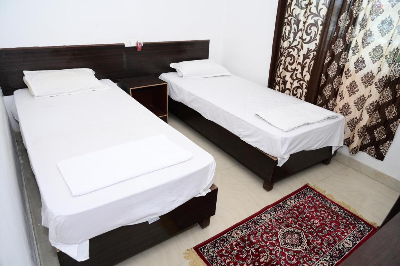 Dwarka Home Stay Bodh Gaya Buitenkant foto