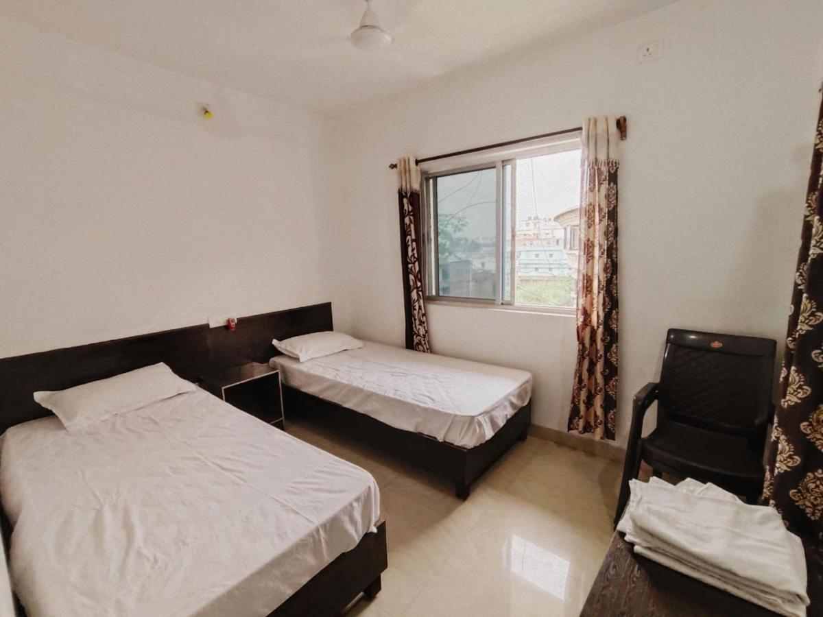 Dwarka Home Stay Bodh Gaya Buitenkant foto